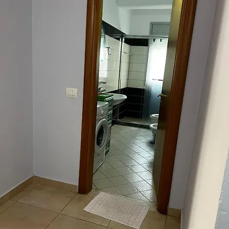 Sea View Lungo Mare Apartment Vlore